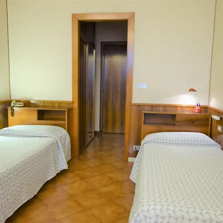 فندق Euromotel Croce Bianca فيرونا