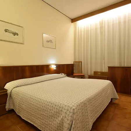 فندق Euromotel Croce Bianca