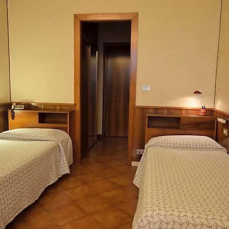 Hotel Euromotel Croce Bianca 2*