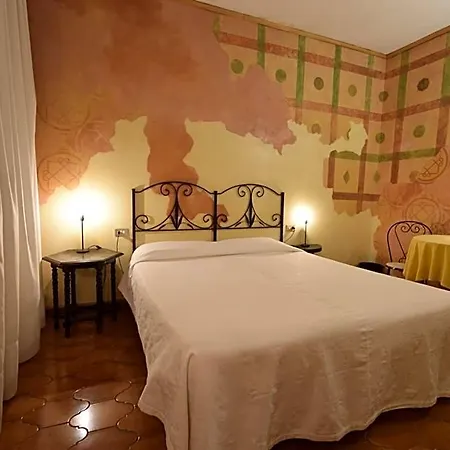 Hotel Euromotel Croce Bianca 2*