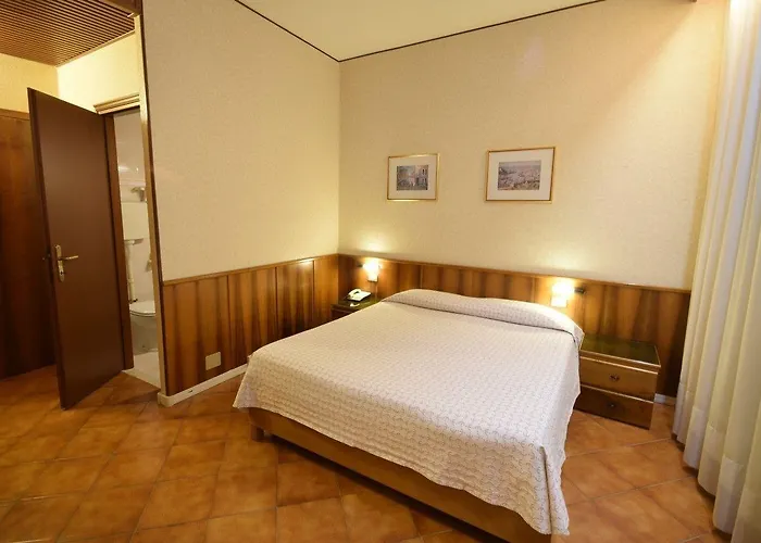 Ξενοδοχείο Euromotel Croce Bianca 2*