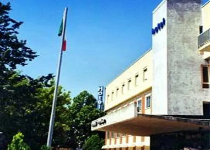 Ξενοδοχείο Euromotel Croce Bianca 2*