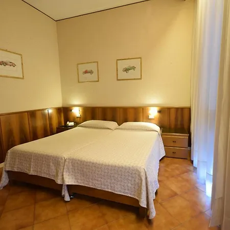 Euromotel Croce Bianca 2* ורונה