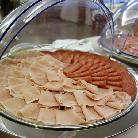 מלון Euromotel Croce Bianca 2*